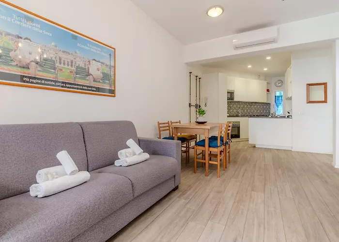 Journalist Sistine Chapel Appartement *