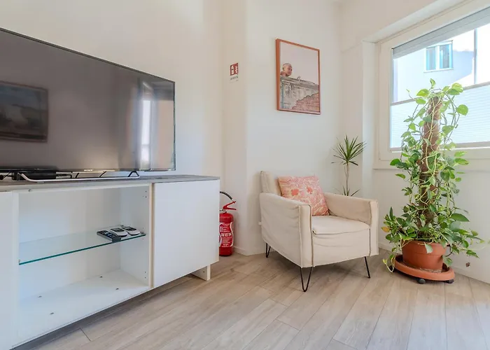 Journalist Sistine Chapel Appartement Rome